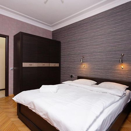 Apartments On Privokzalnaya ミンスク エクステリア 写真